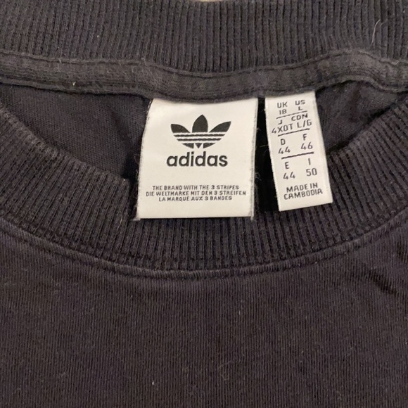 Adidas crop - Picture 2 of 4